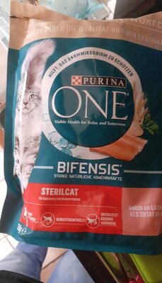 One Sterilcat Lachs&Weizen 750g